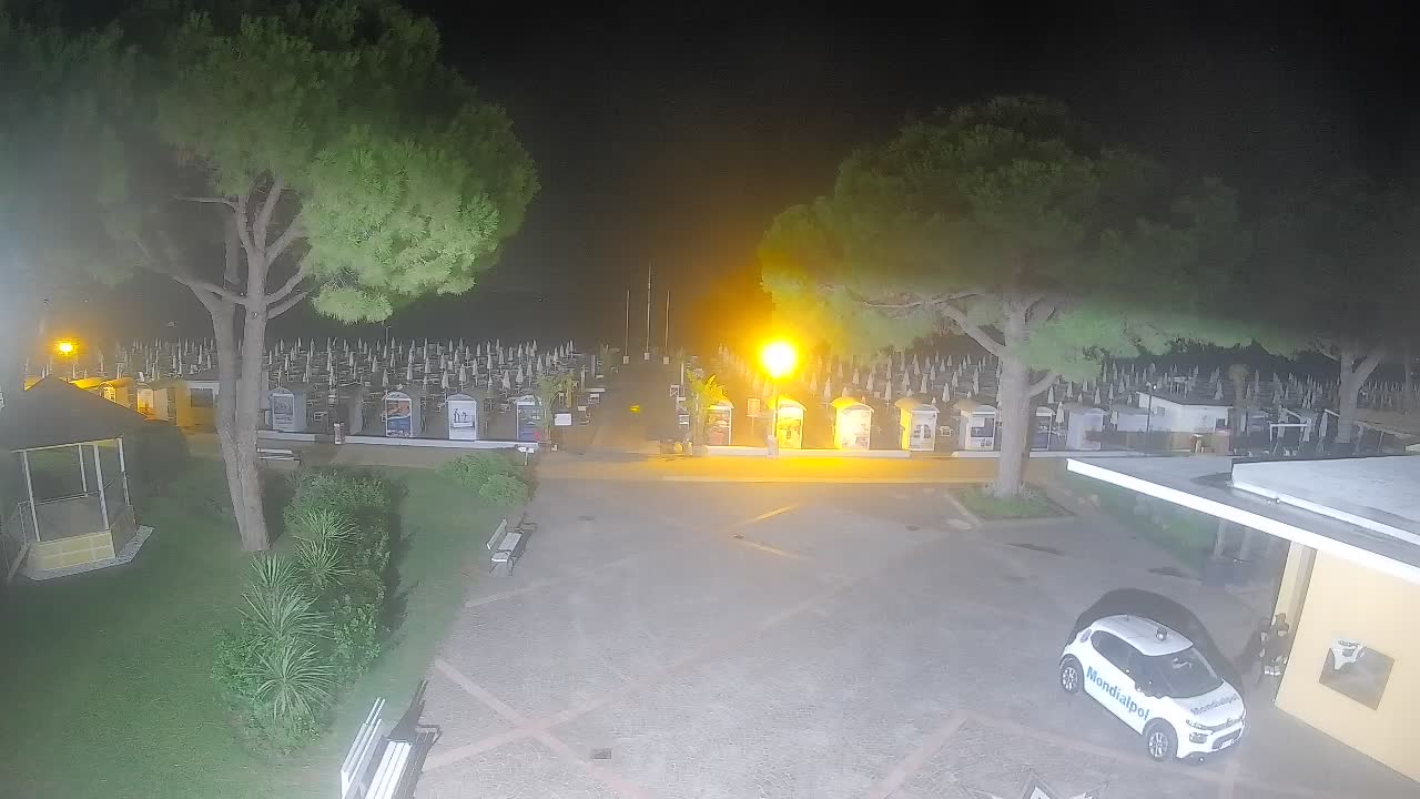 Spletna kamera Gradež (Grado) – Vhod na plažo