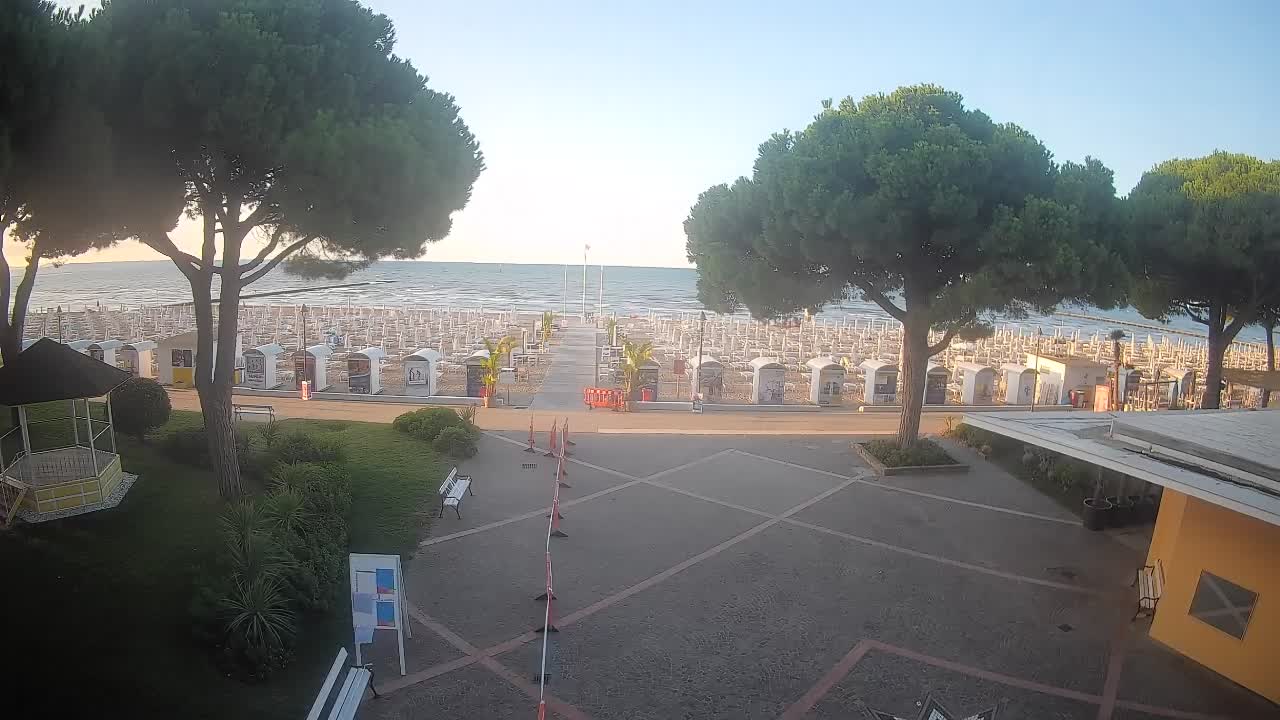 Grado Beach Entrance – Live Webcam