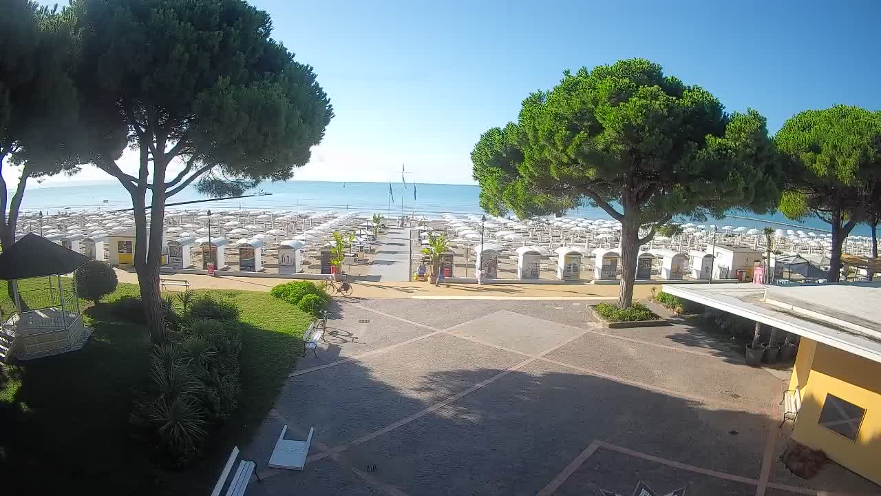 Grado Beach Entrance – Live Webcam