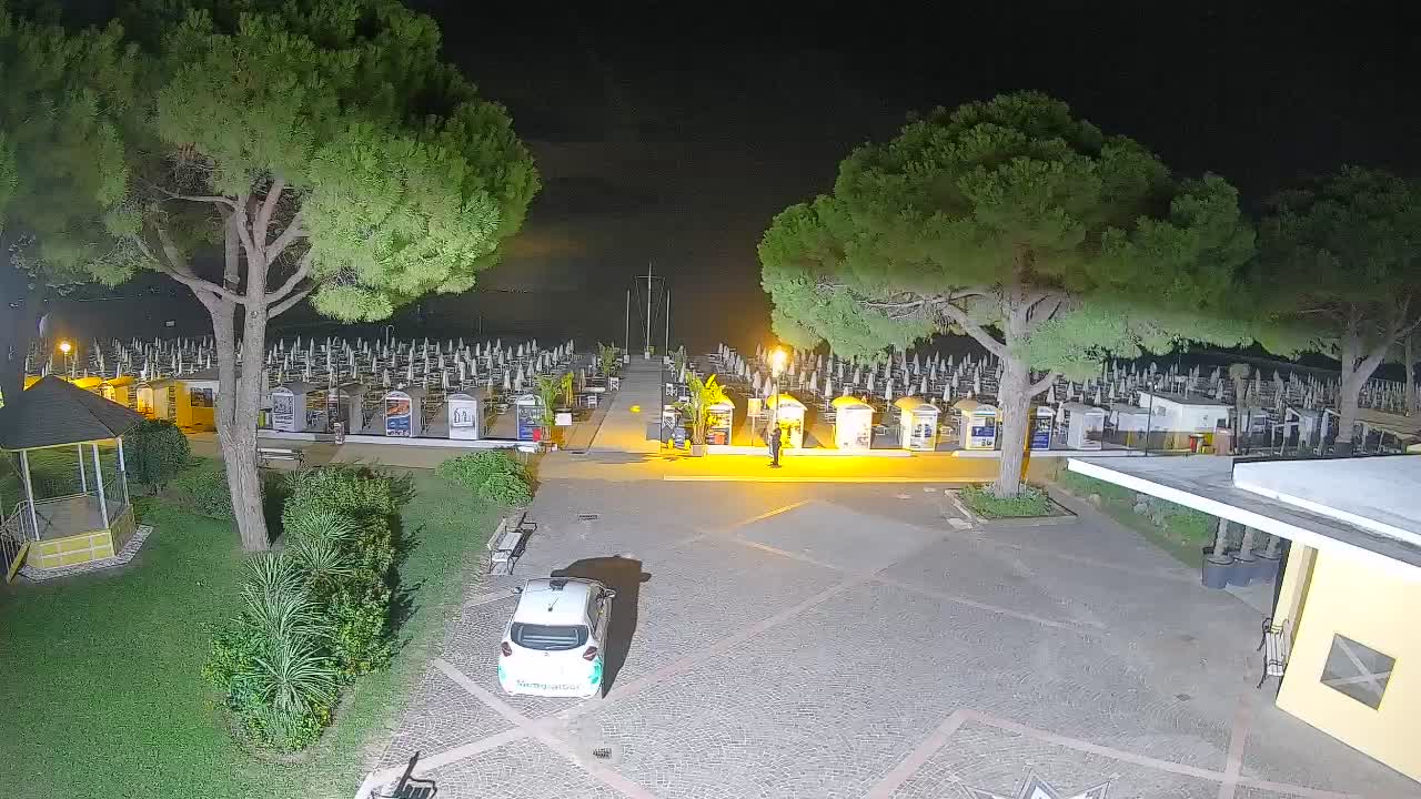Spletna kamera Gradež (Grado) – Vhod na plažo
