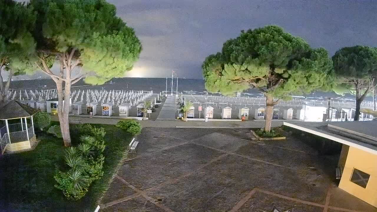 Spletna kamera Gradež (Grado) – Vhod na plažo