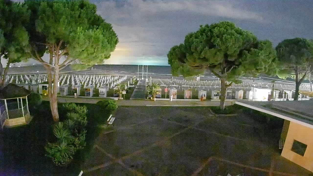 Spletna kamera Gradež (Grado) – Vhod na plažo