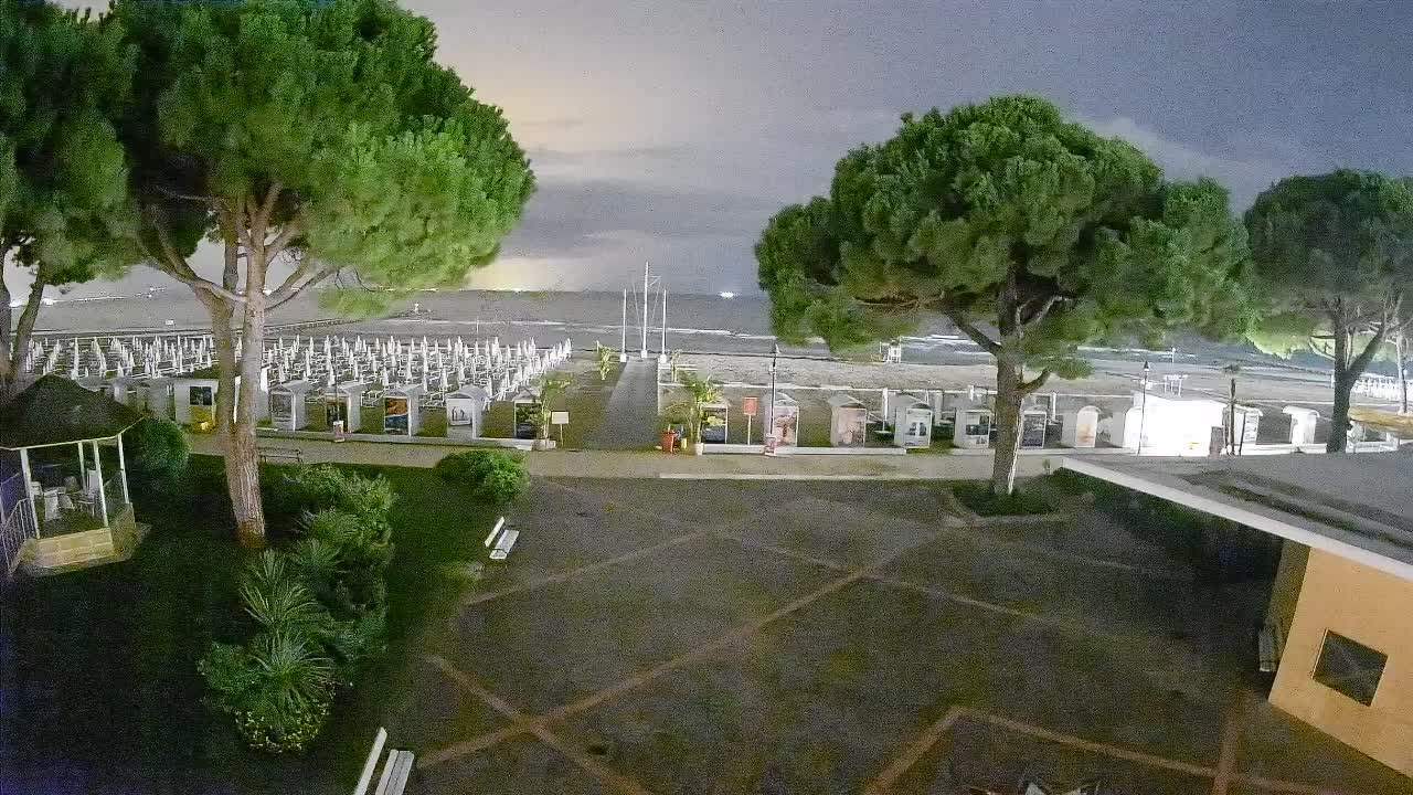 Spletna kamera Gradež (Grado) – Vhod na plažo