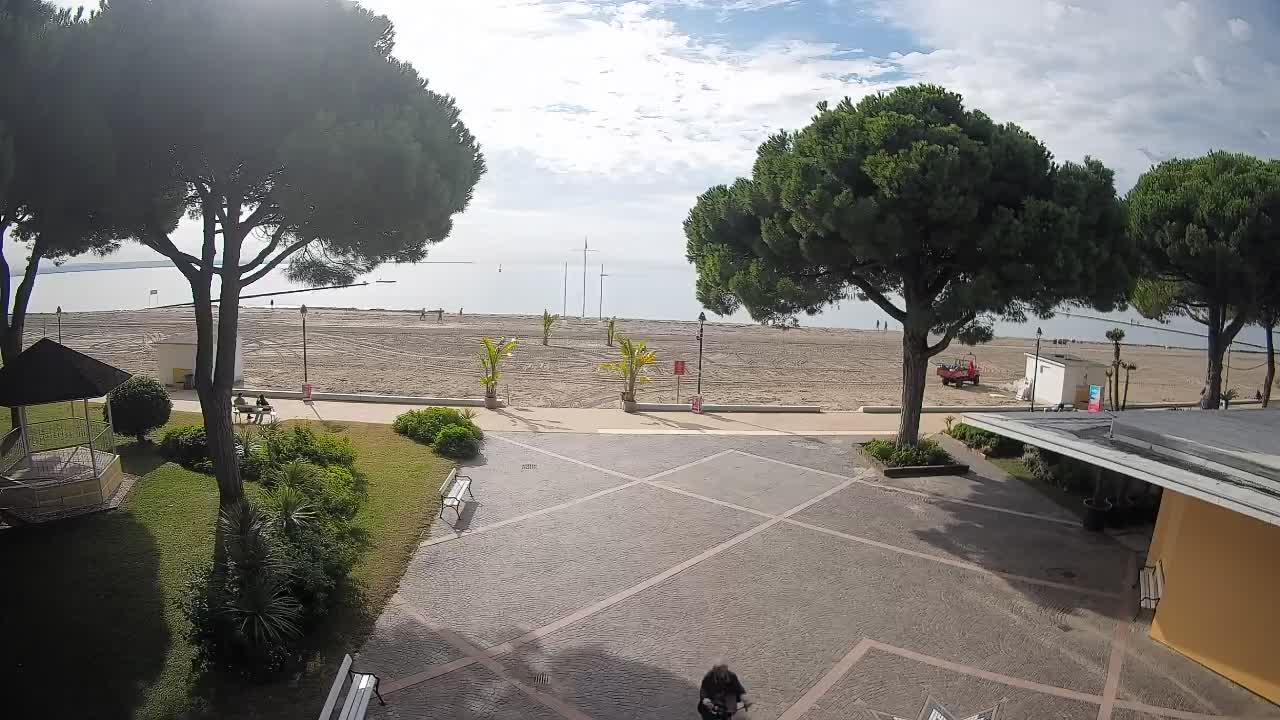 Grado Beach Entrance – Live Webcam