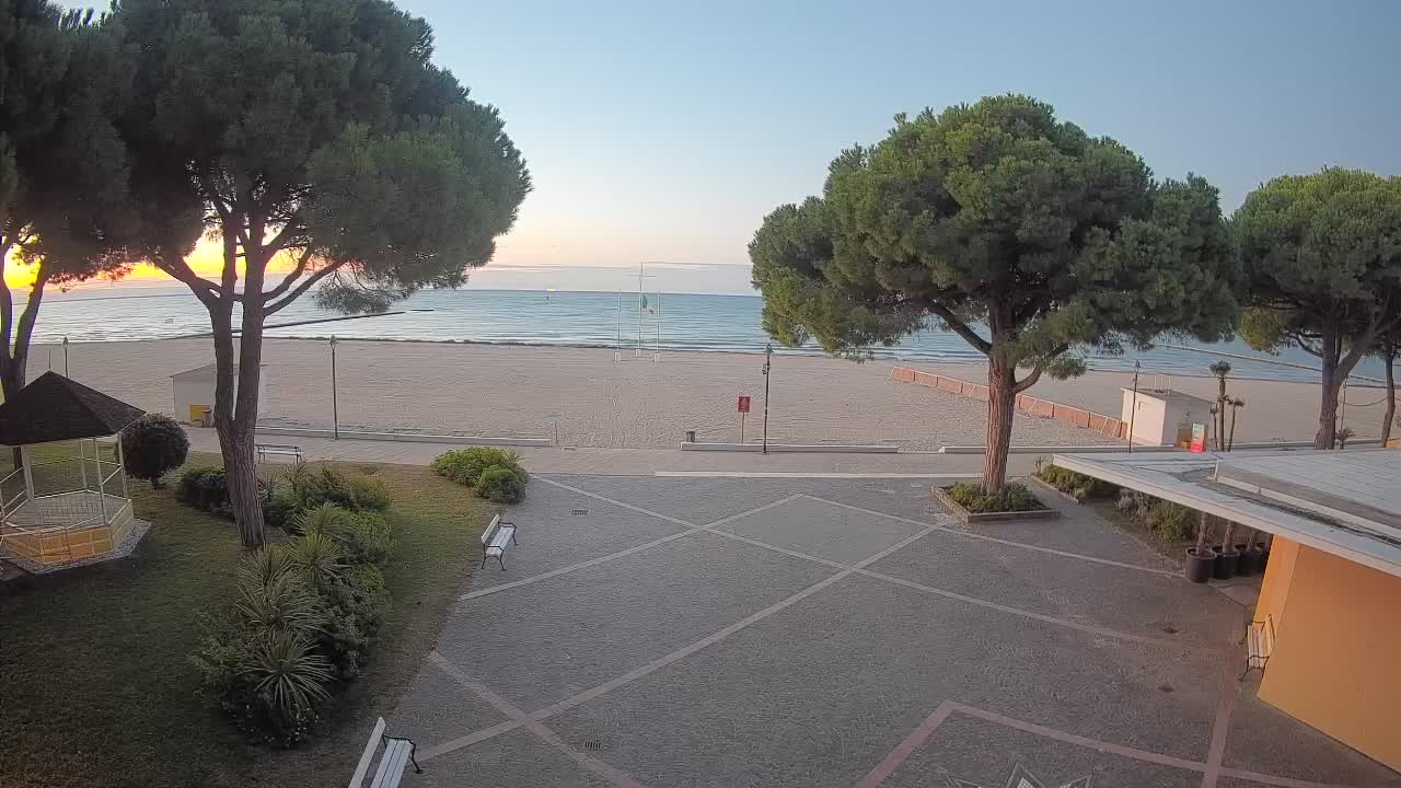 Spletna kamera Gradež (Grado) – Vhod na plažo