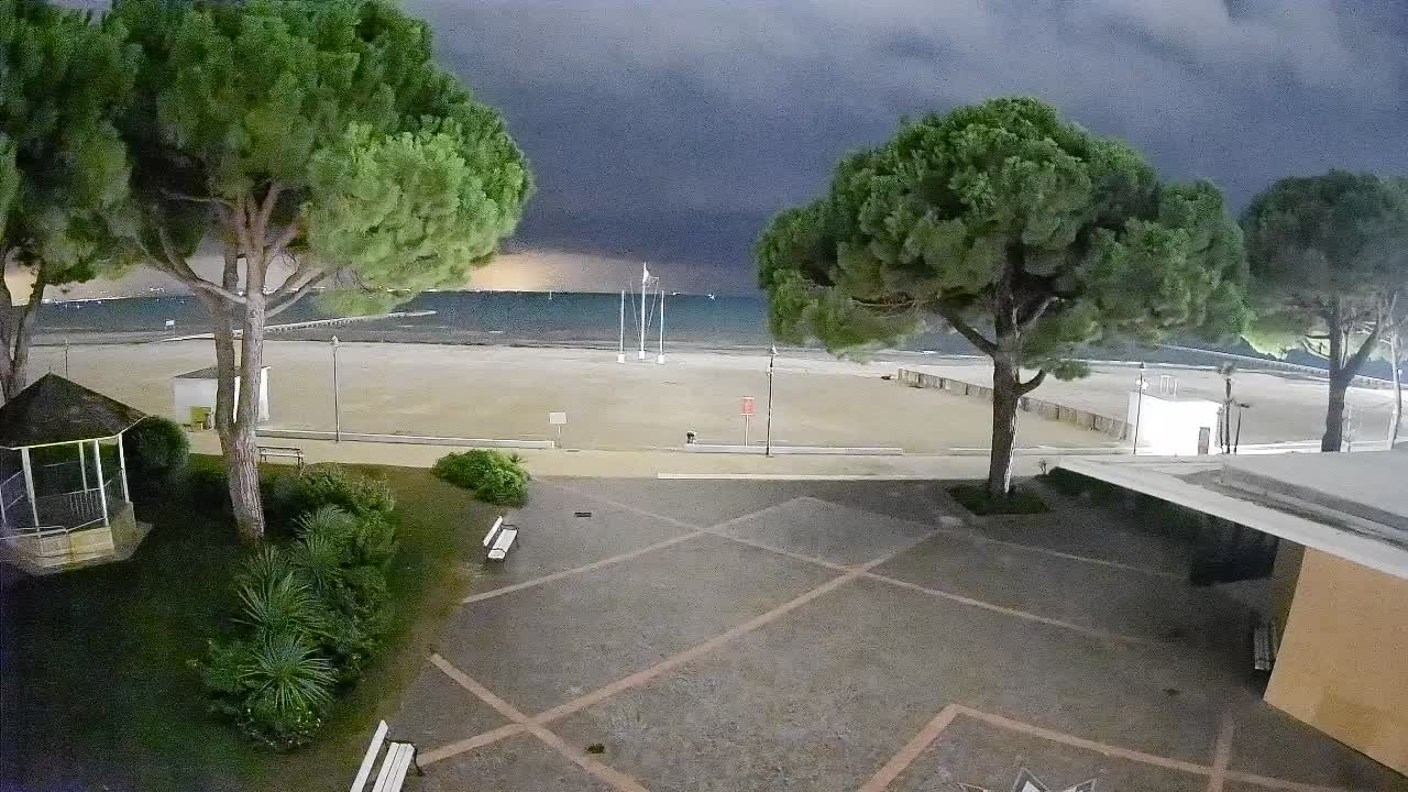 Spletna kamera Gradež (Grado) – Vhod na plažo