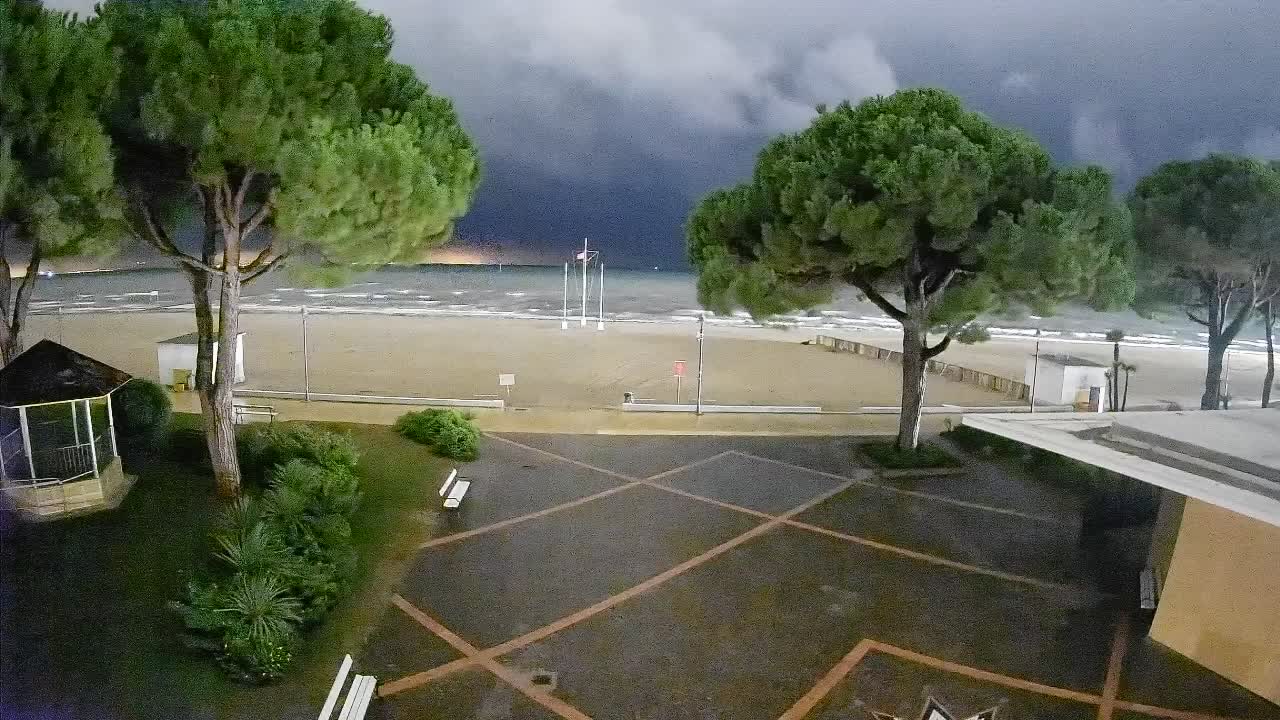 Spletna kamera Gradež (Grado) – Vhod na plažo