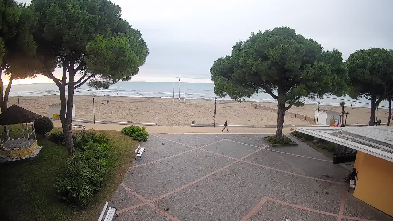 Grado Beach Entrance – Live Webcam
