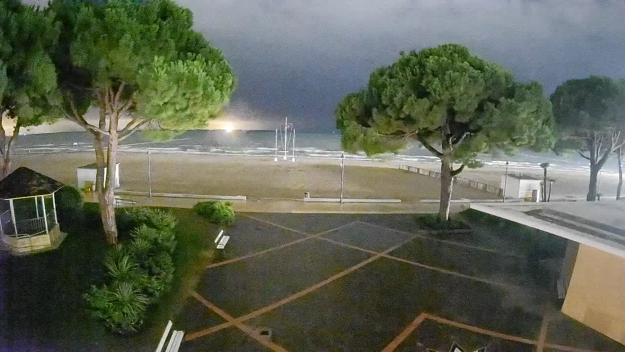 Spletna kamera Gradež (Grado) – Vhod na plažo