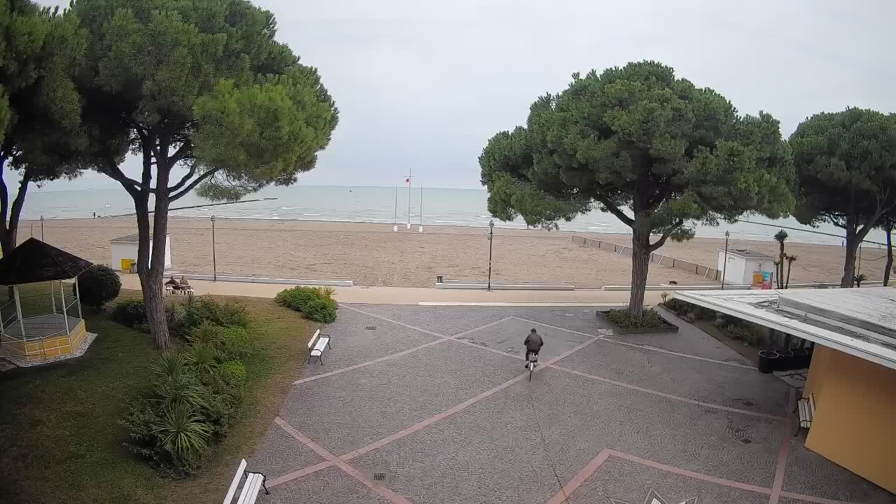 Grado Beach Entrance – Live Webcam