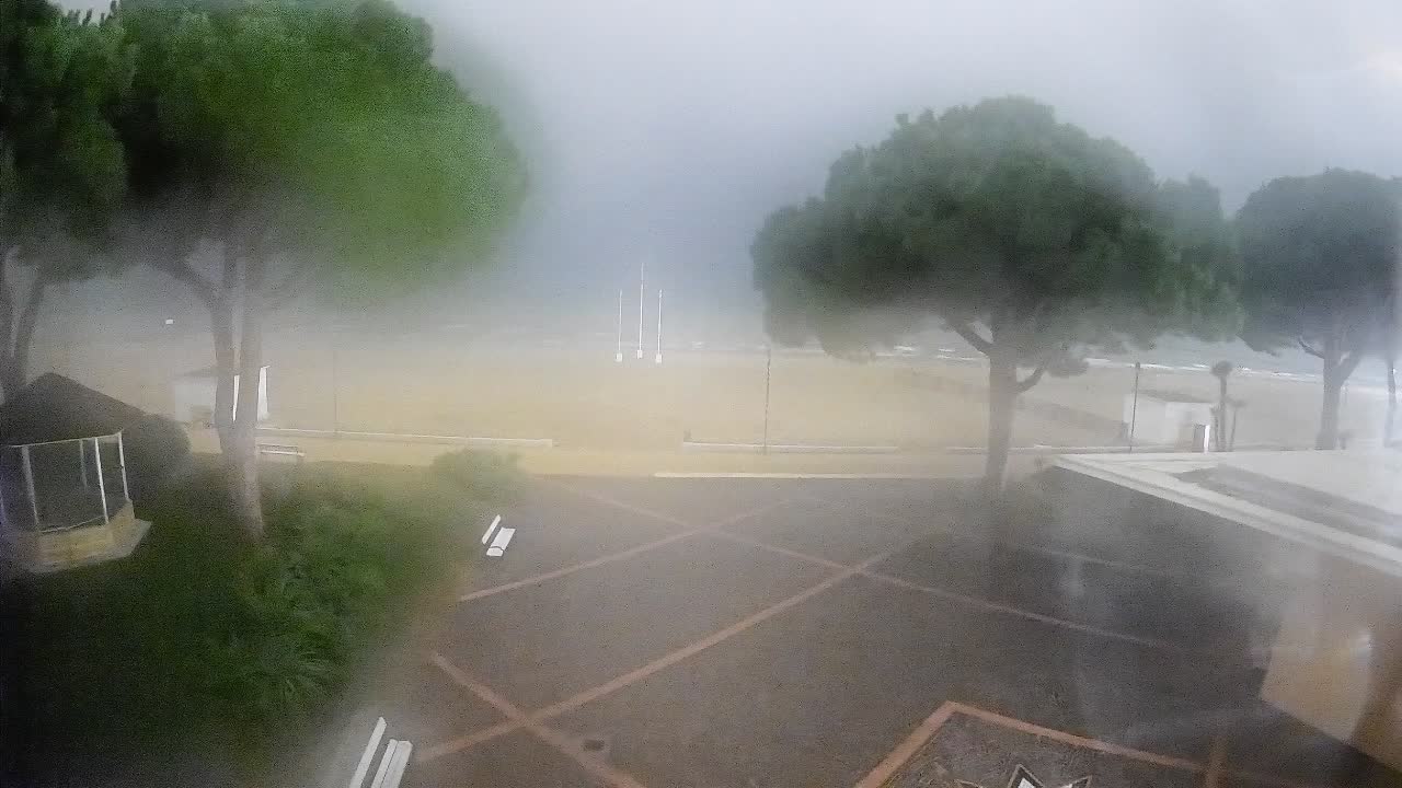 Spletna kamera Gradež (Grado) – Vhod na plažo