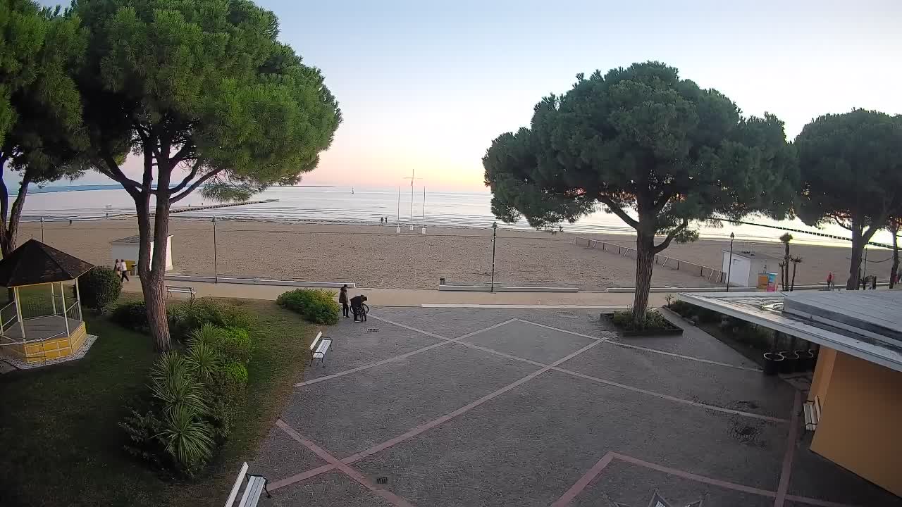 Grado Beach Entrance – Live Webcam