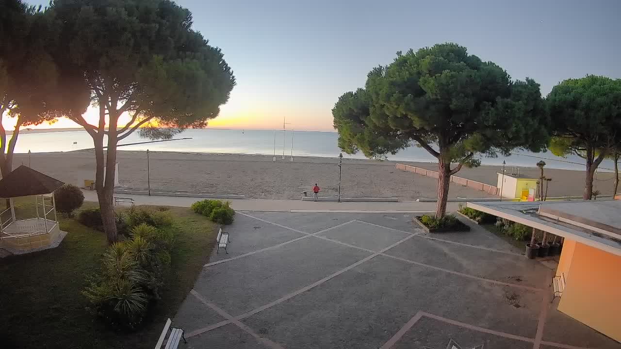 Ingresso Spiaggia Grado | Vista in Diretta sul Mare