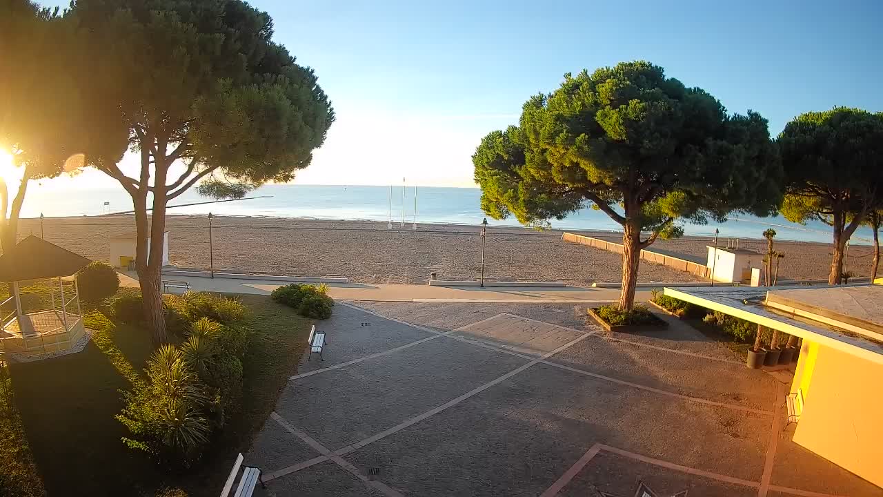 Grado Beach Entrance – Live Webcam