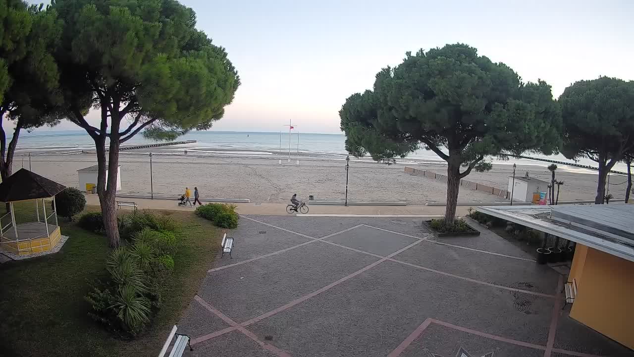 Grado Beach Entrance – Live Webcam