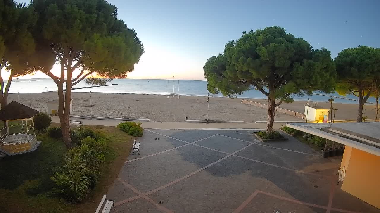 Spletna kamera Gradež (Grado) – Vhod na plažo