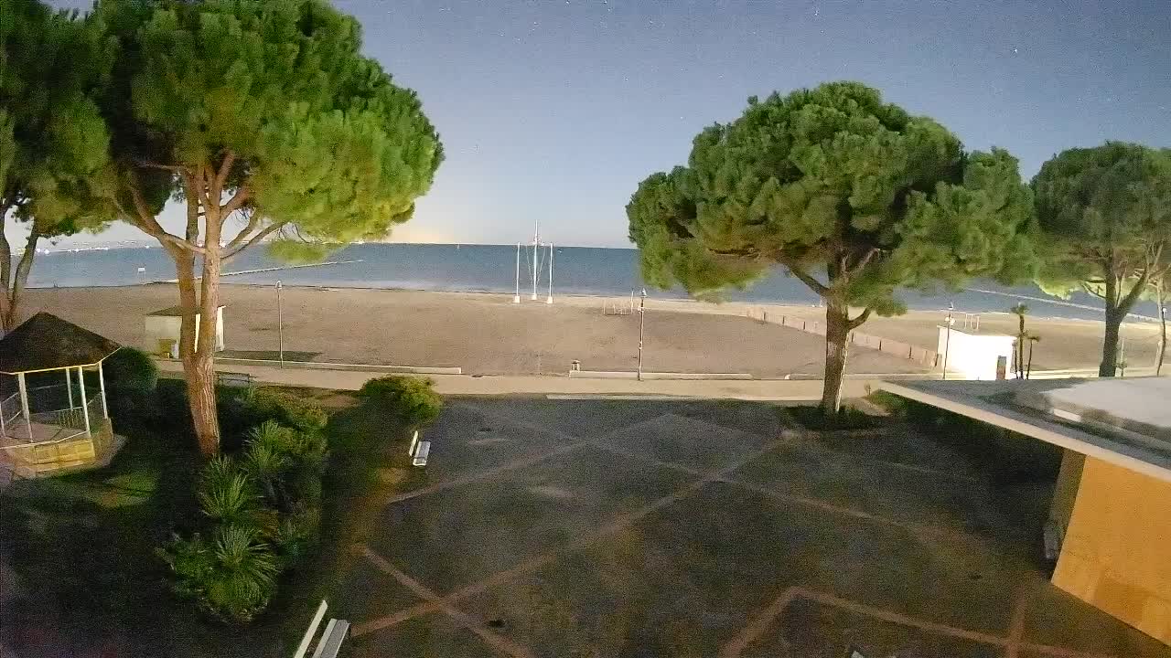 Spletna kamera Gradež (Grado) – Vhod na plažo