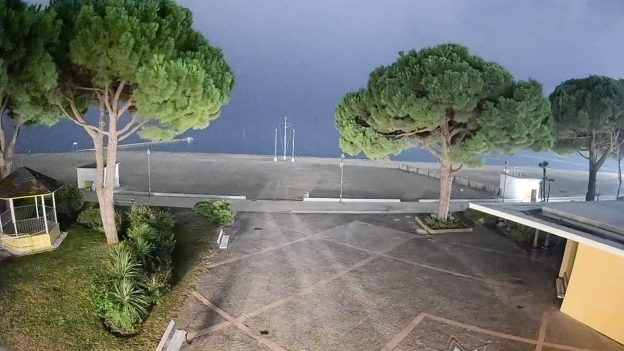 Spletna kamera Gradež (Grado) – Vhod na plažo