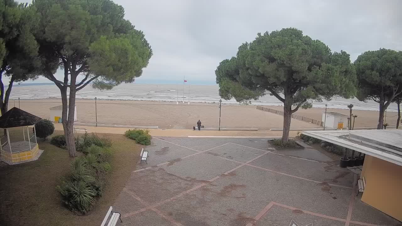 Grado Beach Entrance – Live Webcam