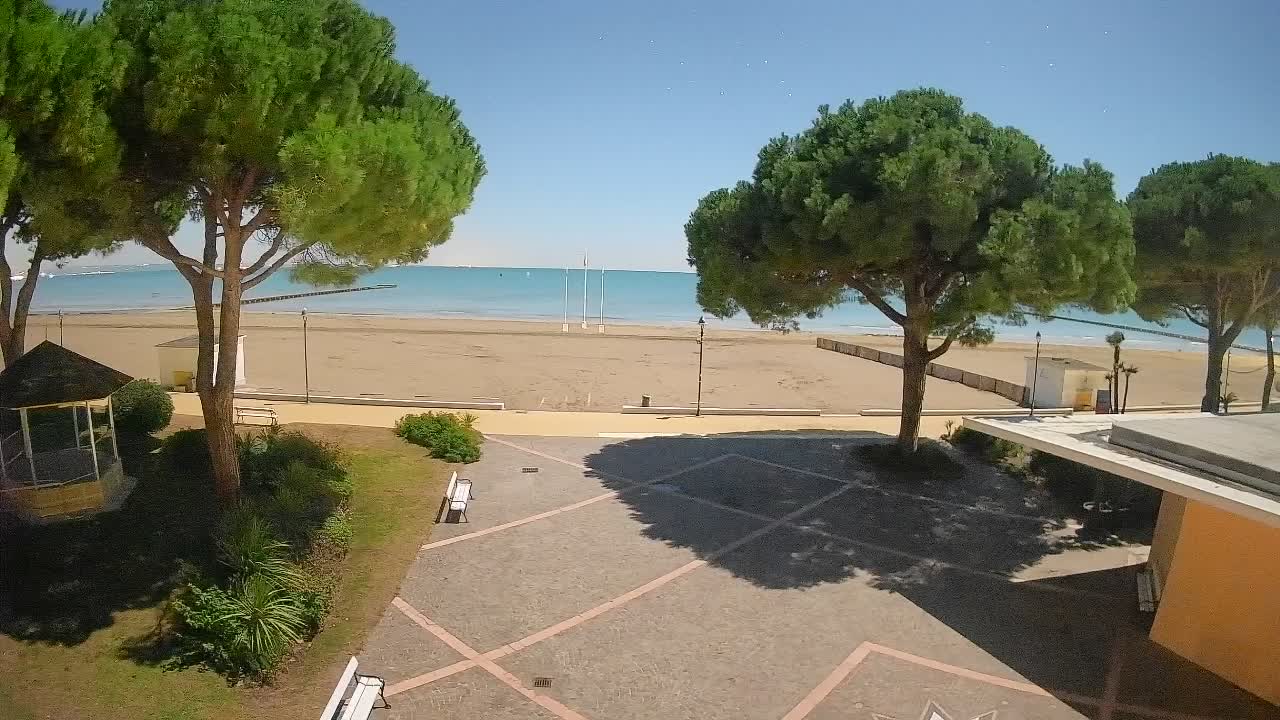 Ingresso Spiaggia Grado | Vista in Diretta sul Mare