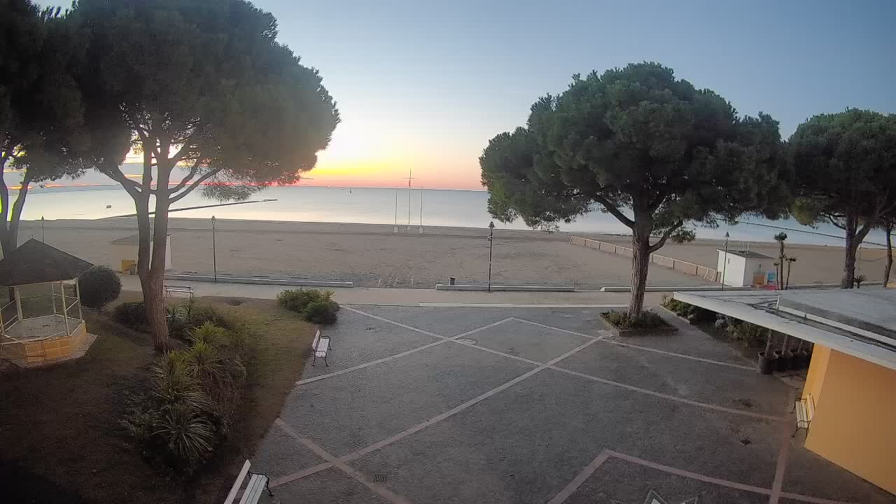 Ingresso Spiaggia Grado | Vista in Diretta sul Mare