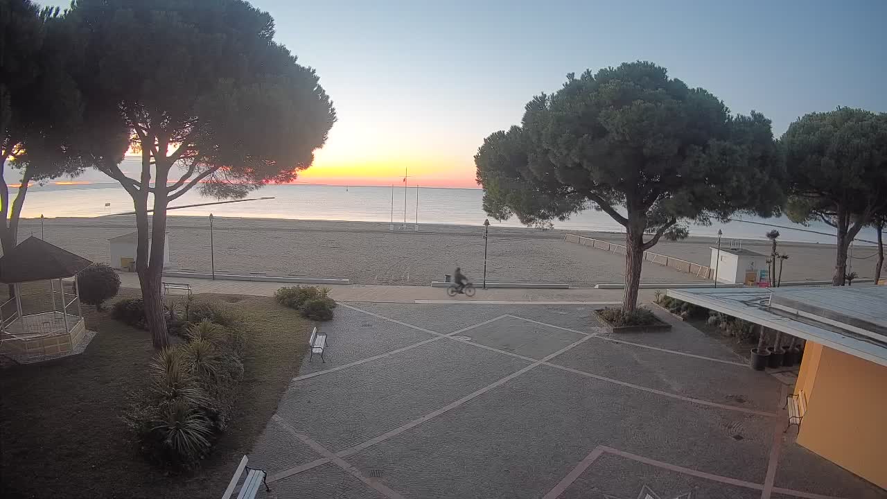 Grado Beach Entrance – Live Webcam