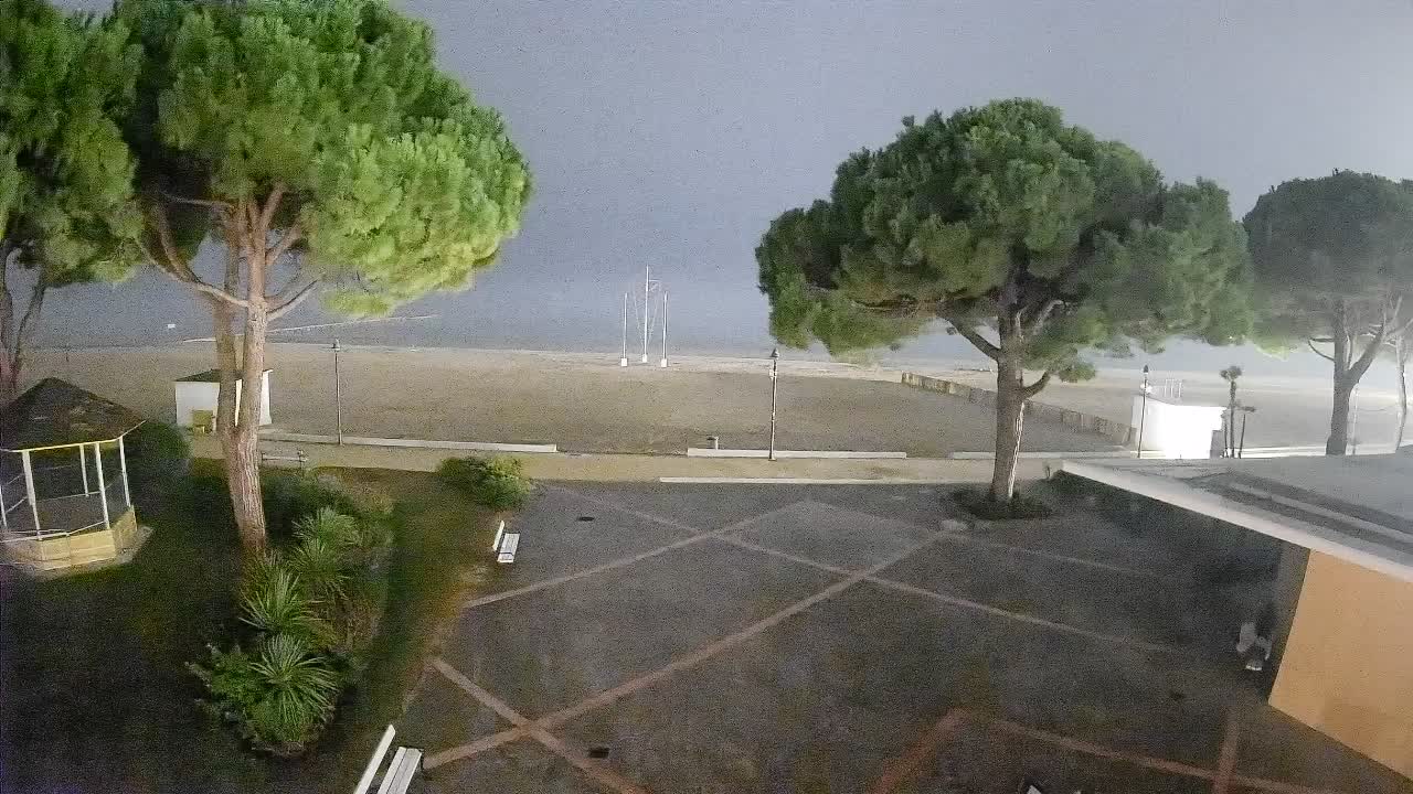 Spletna kamera Gradež (Grado) – Vhod na plažo