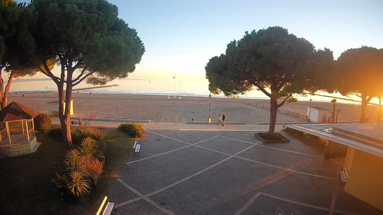 Grado Beach Entrance – Live Webcam