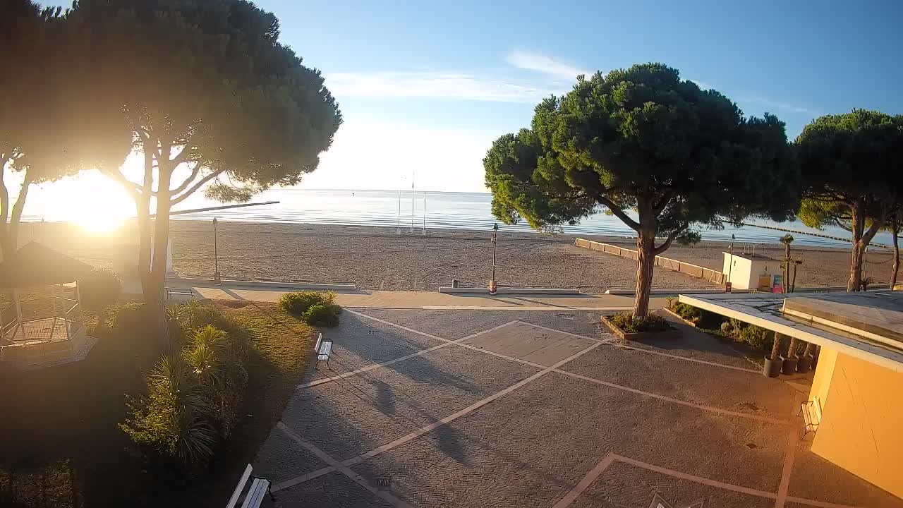 Spletna kamera Gradež (Grado) – Vhod na plažo