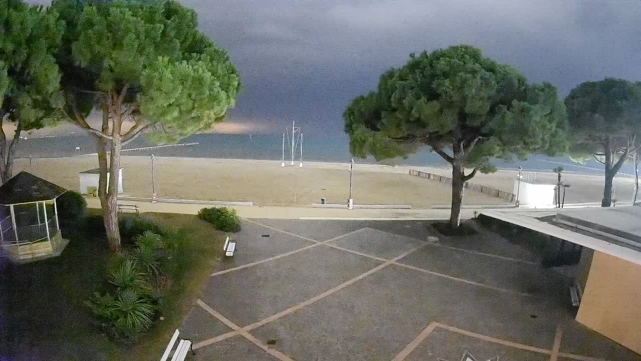 Entrada Playa Grado | Vista en Vivo de la Costa