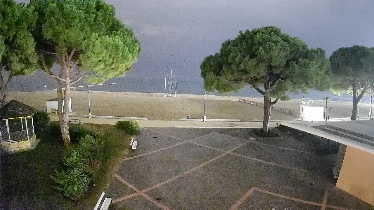 Ingresso Spiaggia Grado | Vista in Diretta sul Mare