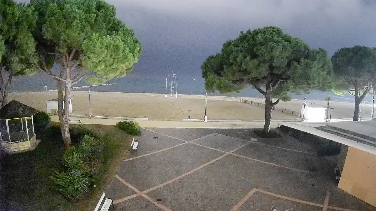 Ingresso Spiaggia Grado | Vista in Diretta sul Mare