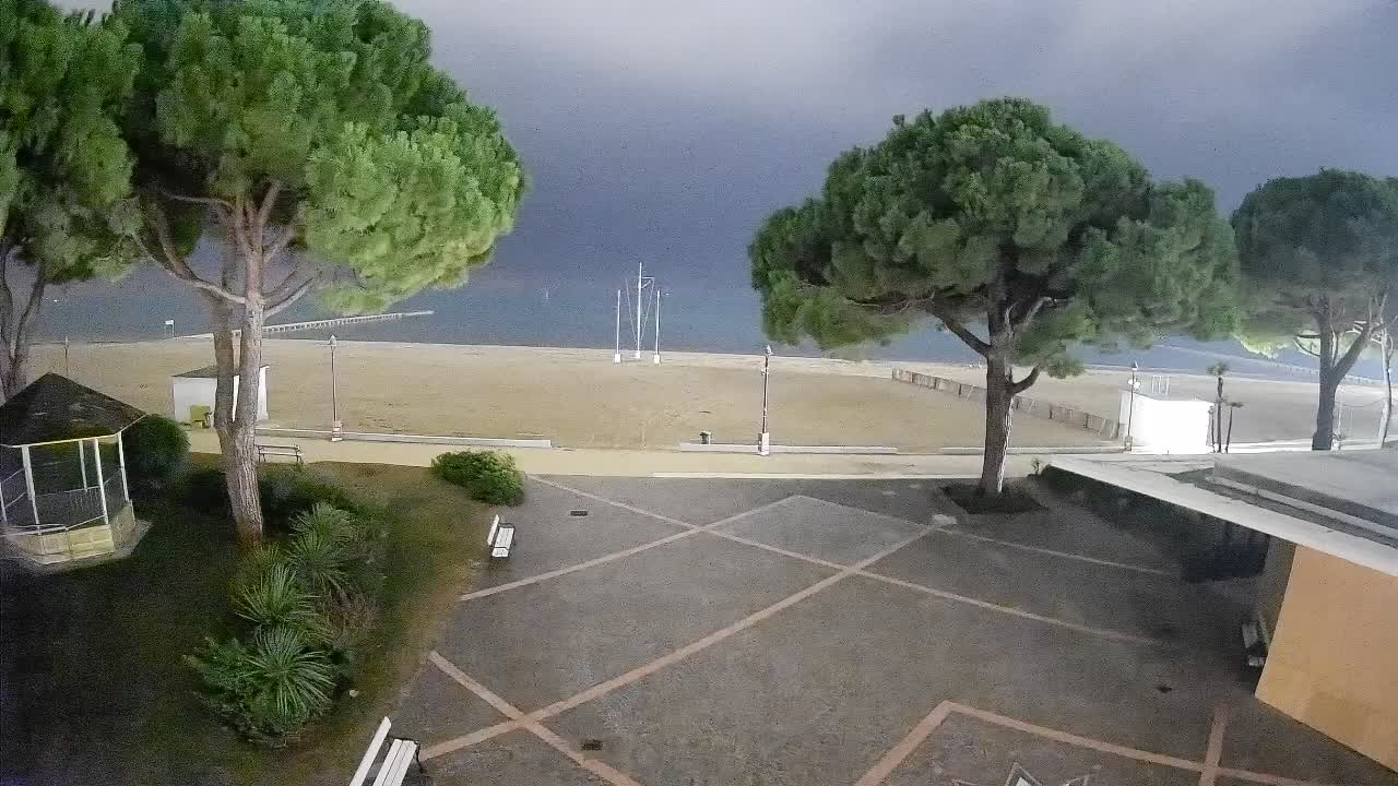 Ingresso Spiaggia Grado | Vista in Diretta sul Mare