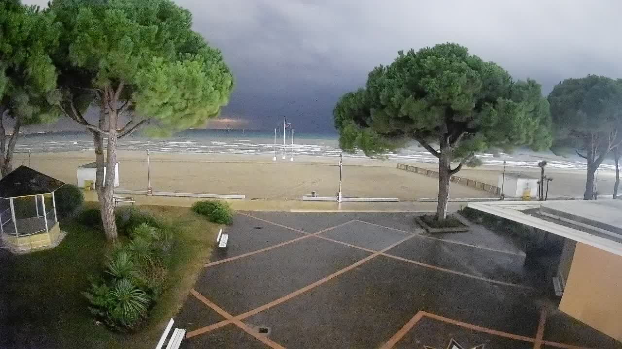 Entrée Plage Grado | Vue en Direct sur le Littoral