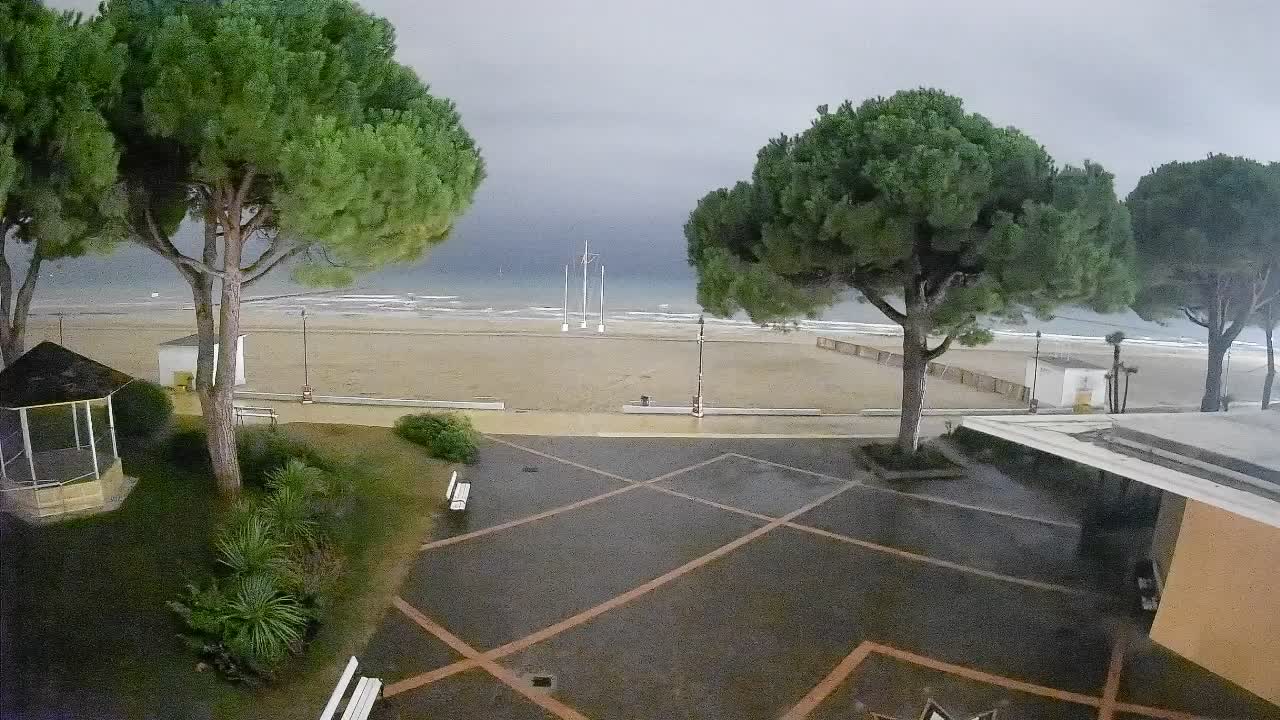 Ingresso Spiaggia Grado | Vista in Diretta sul Mare