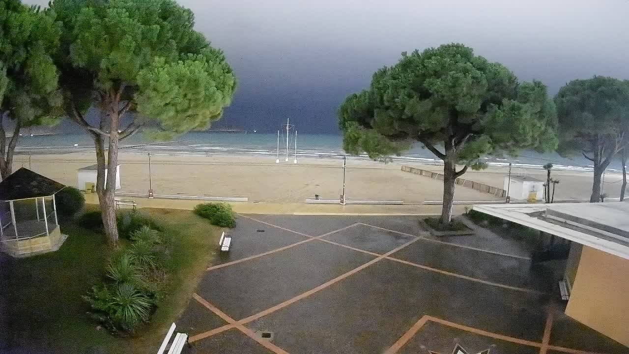 Ingresso Spiaggia Grado | Vista in Diretta sul Mare