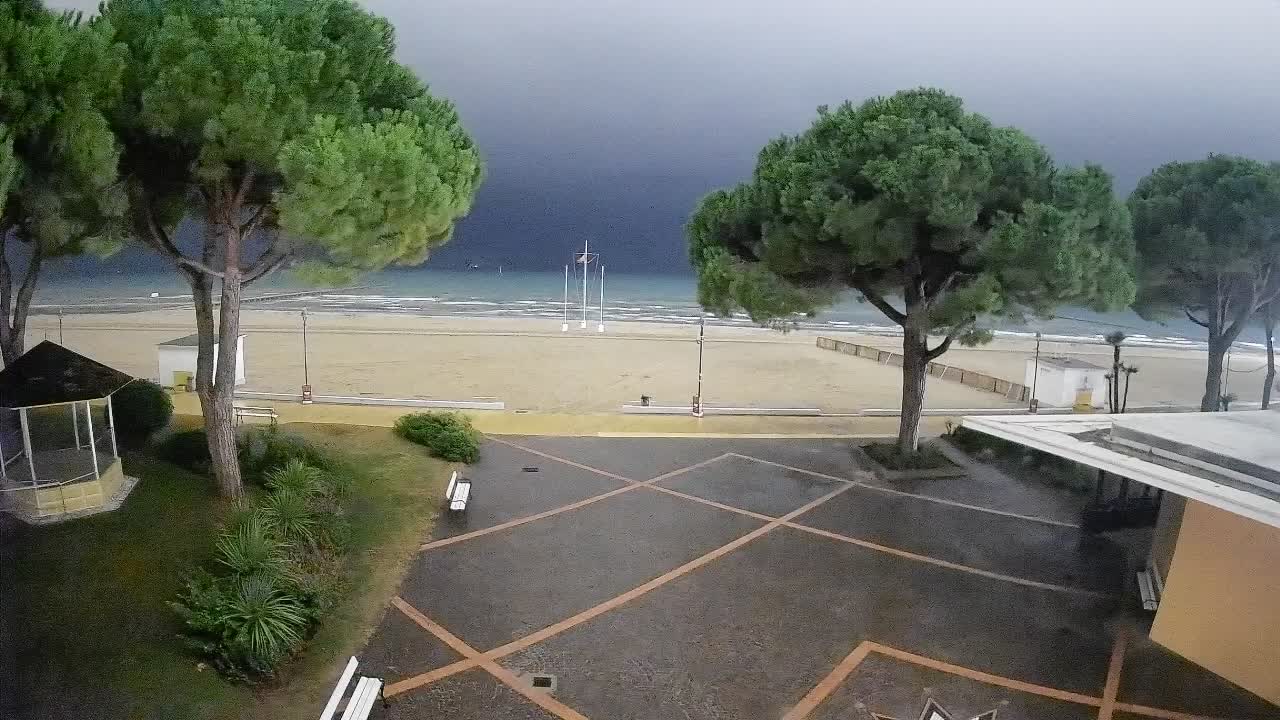 Ingresso Spiaggia Grado | Vista in Diretta sul Mare