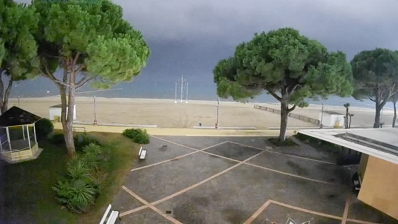 Spletna kamera Gradež (Grado) – Vhod na plažo