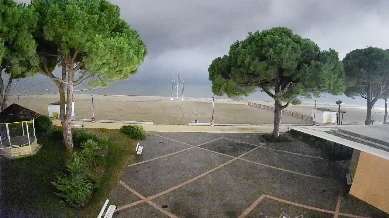 Ingresso Spiaggia Grado | Vista in Diretta sul Mare
