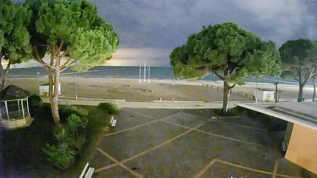 Spletna kamera Gradež (Grado) – Vhod na plažo