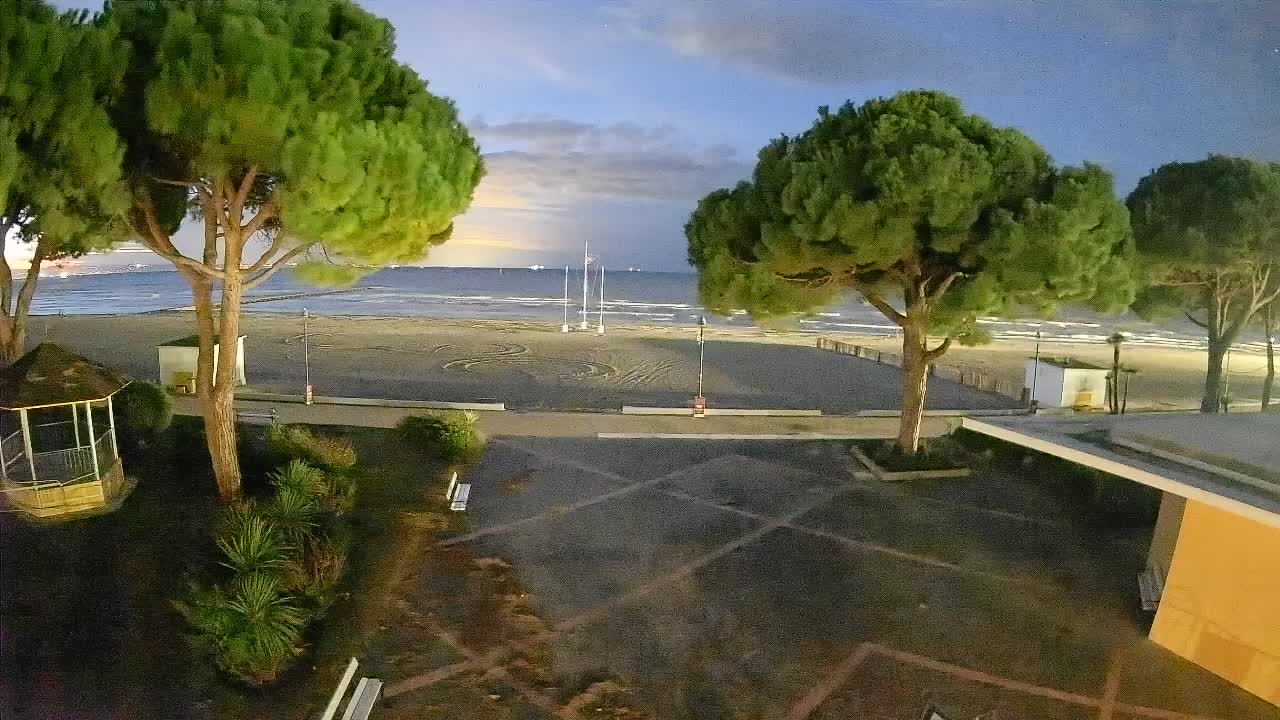 Spletna kamera Gradež (Grado) – Vhod na plažo