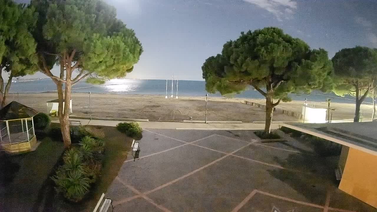 Spletna kamera Gradež (Grado) – Vhod na plažo