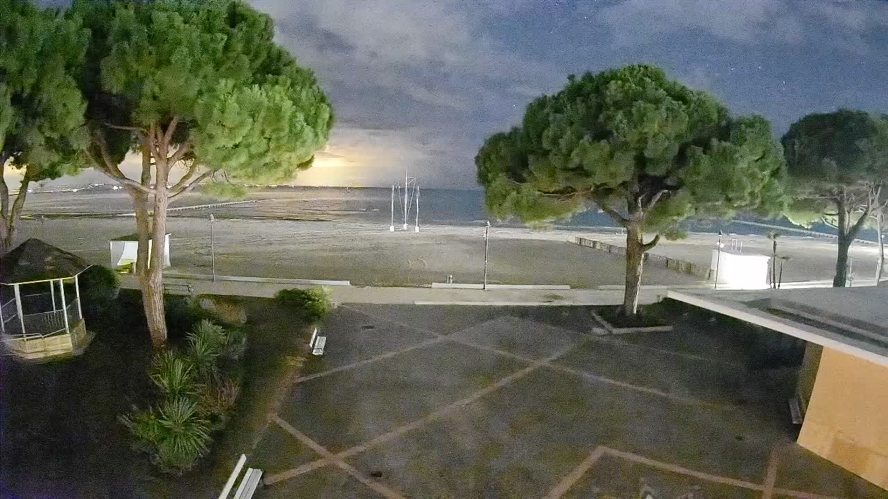 Spletna kamera Gradež (Grado) – Vhod na plažo