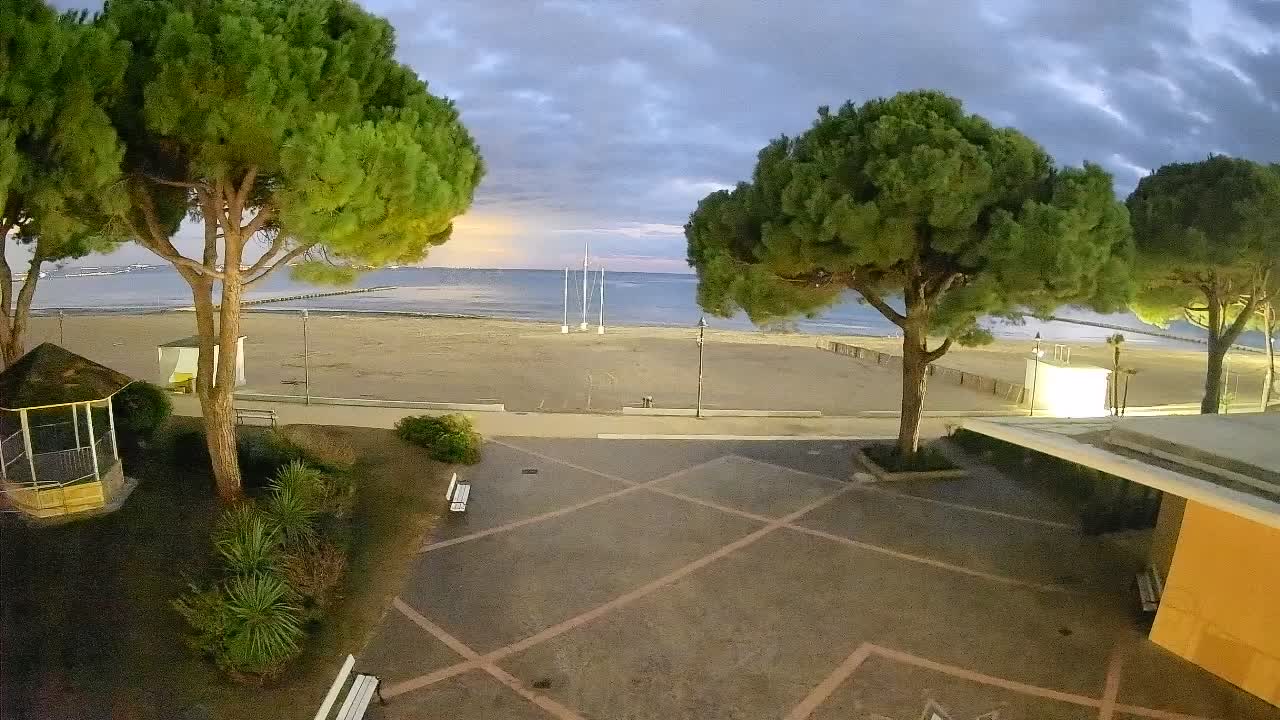 Spletna kamera Gradež (Grado) – Vhod na plažo