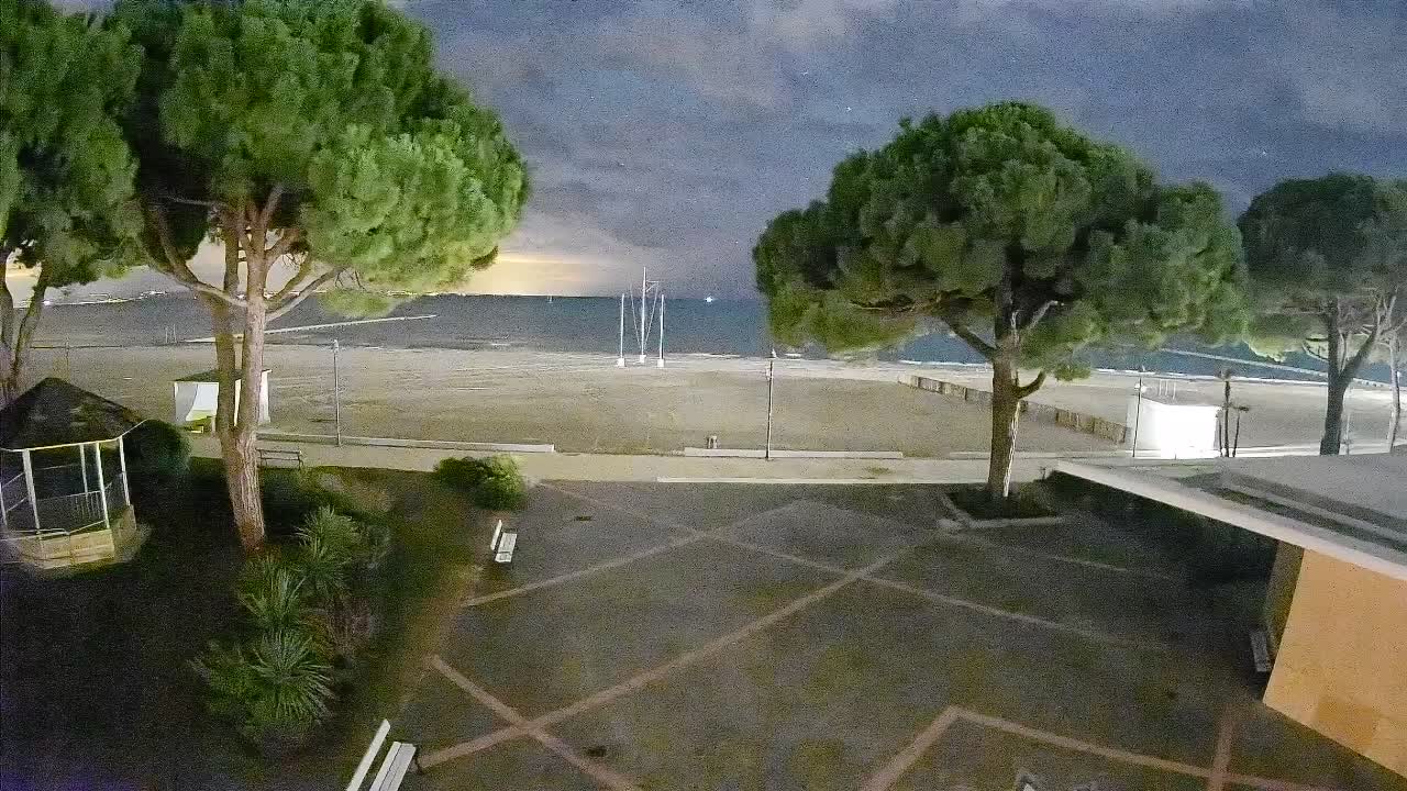 Spletna kamera Gradež (Grado) – Vhod na plažo