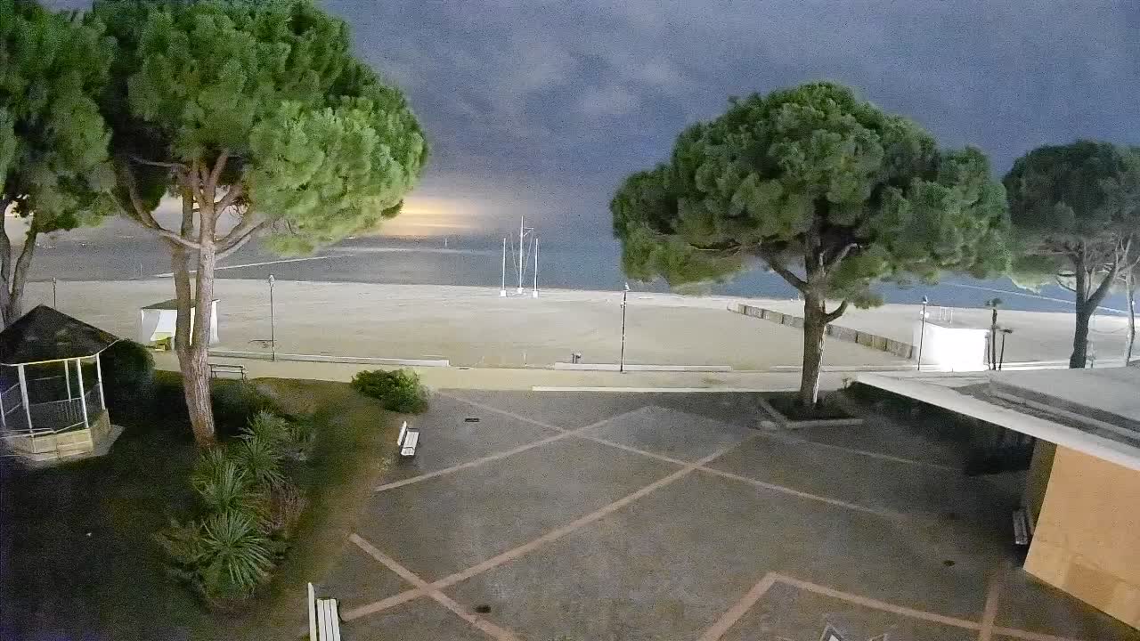 Spletna kamera Gradež (Grado) – Vhod na plažo