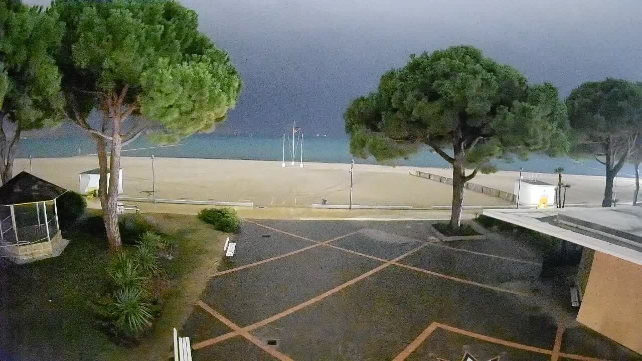 Spletna kamera Gradež (Grado) – Vhod na plažo