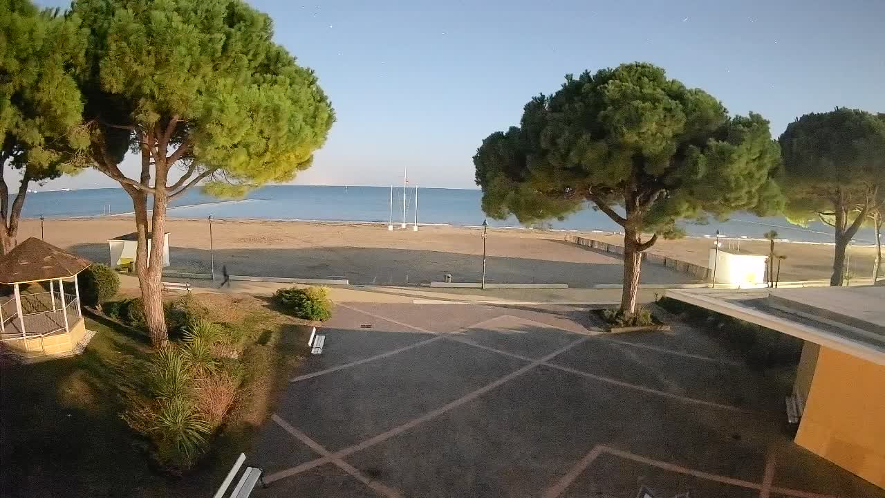 Spletna kamera Gradež (Grado) – Vhod na plažo