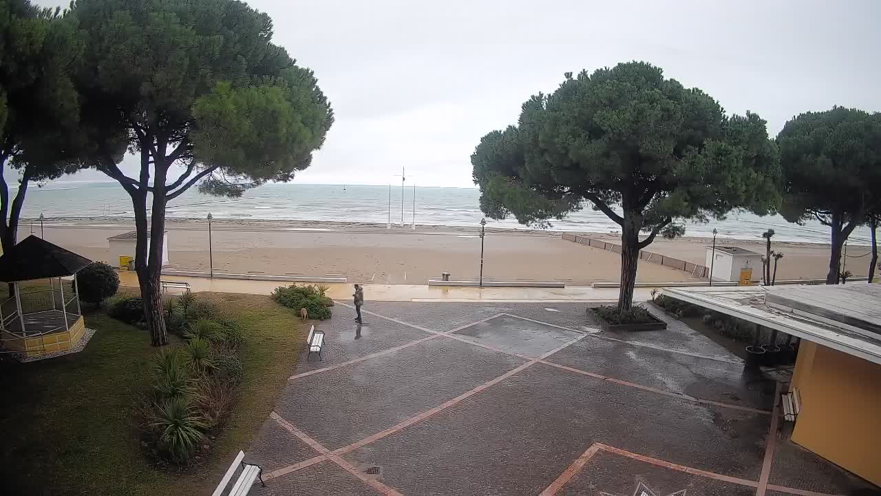 Grado Beach Entrance – Live Webcam
