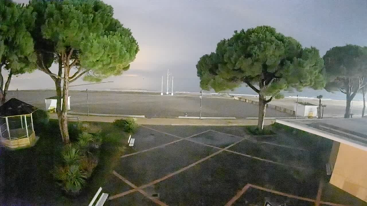 Ingresso Spiaggia Grado | Vista in Diretta sul Mare